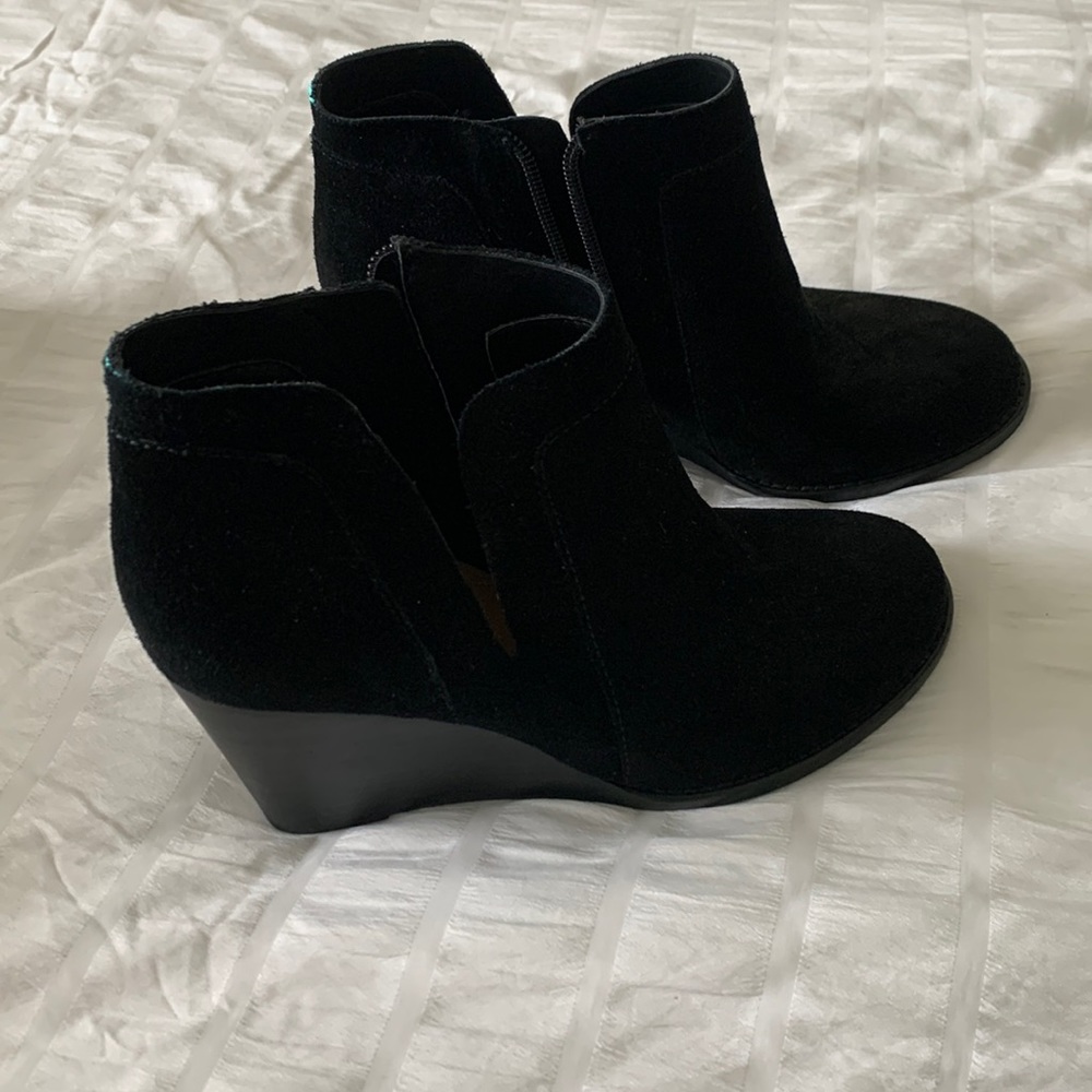 Lucky brand, black, velvet booties. Size 7.